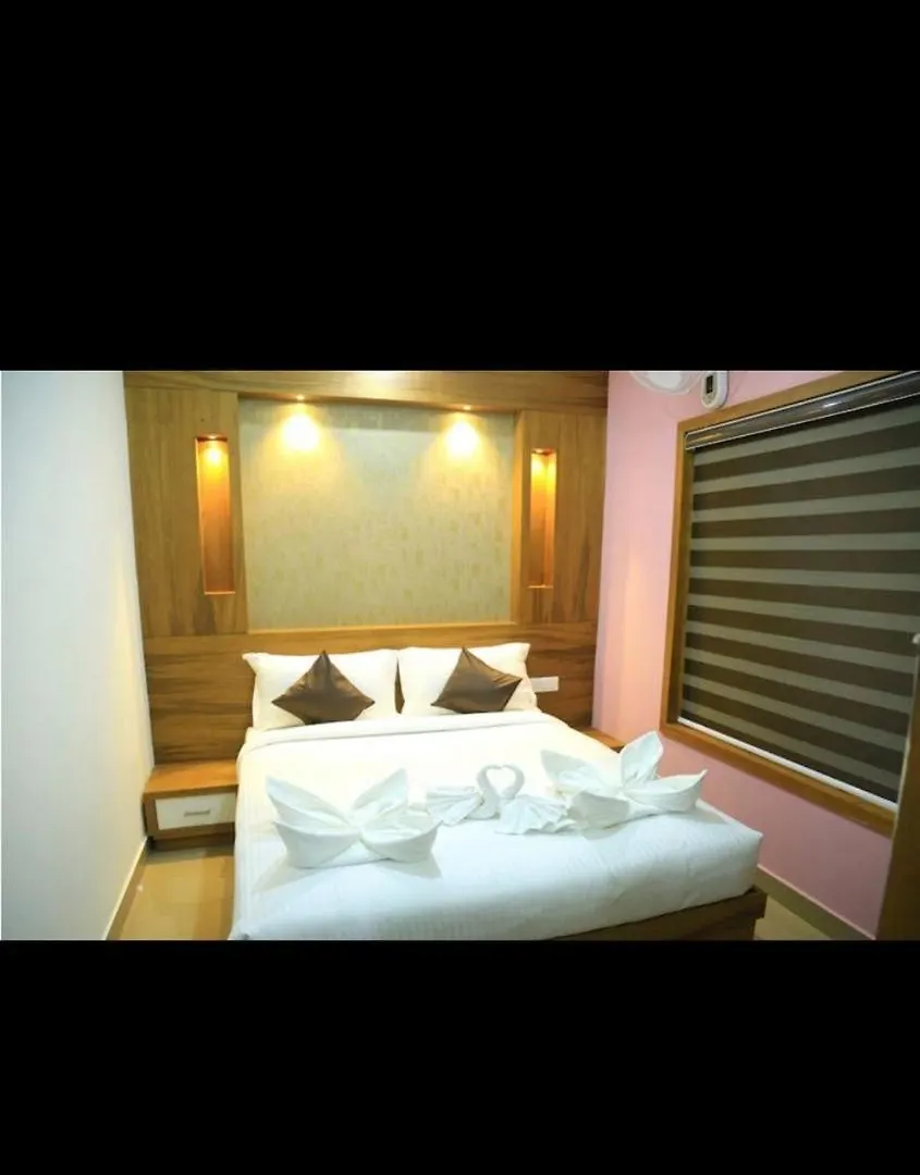 Hotel Royal Plaza Wayanad Vythiri