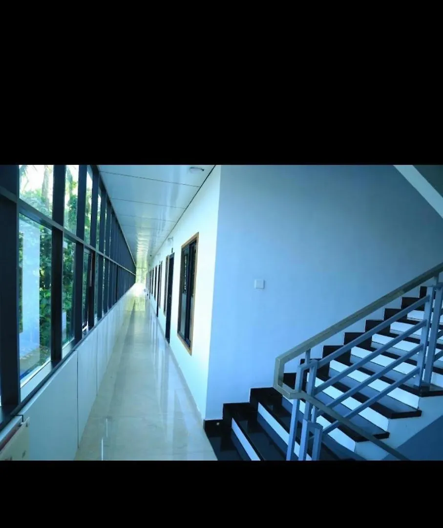 Hotel Royal Plaza Wayanad Vythiri 3*,  Indien